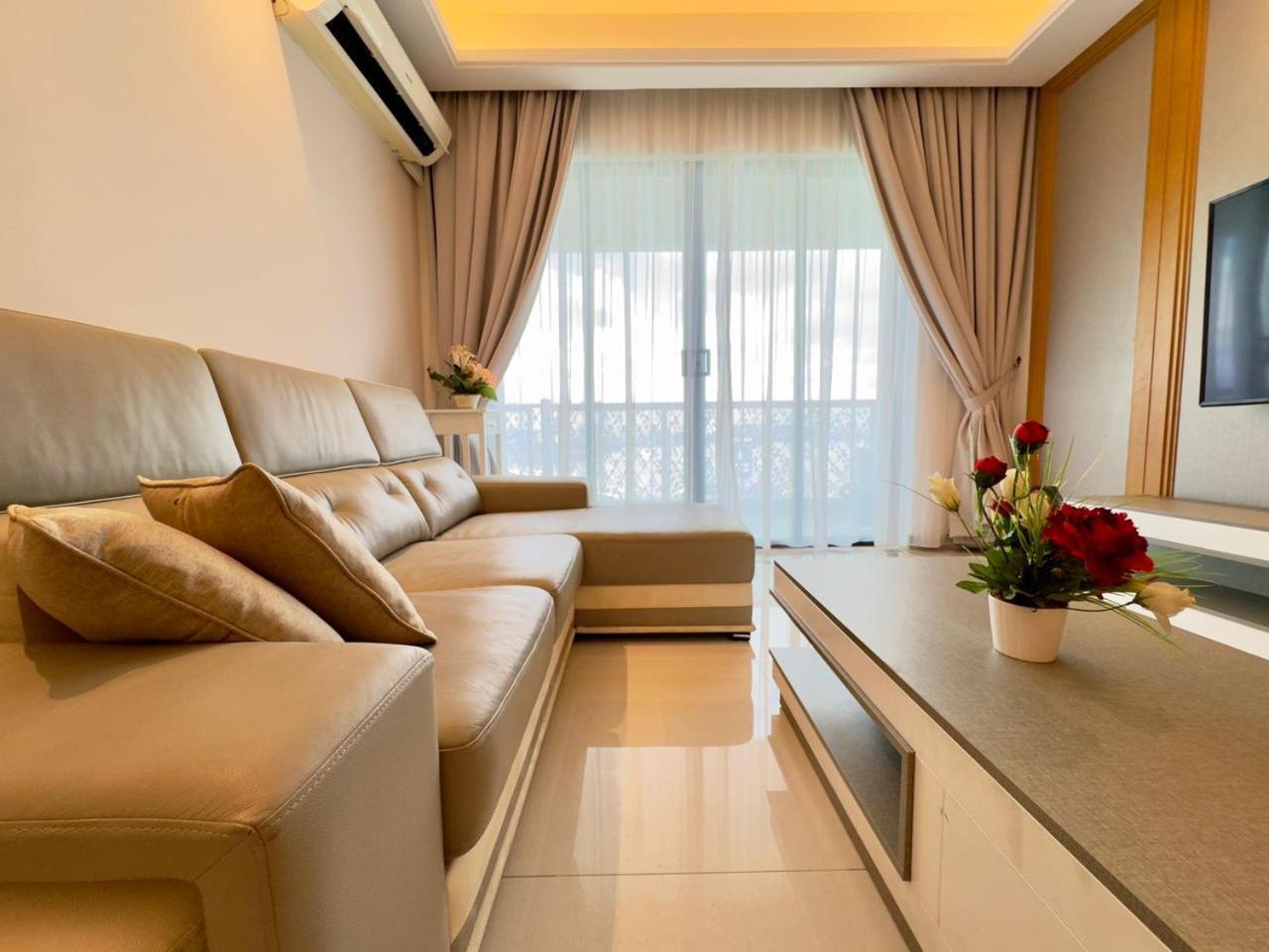 Jb City Ciq-R&F Shopping Mall Apartment Джохор-Бару Экстерьер фото