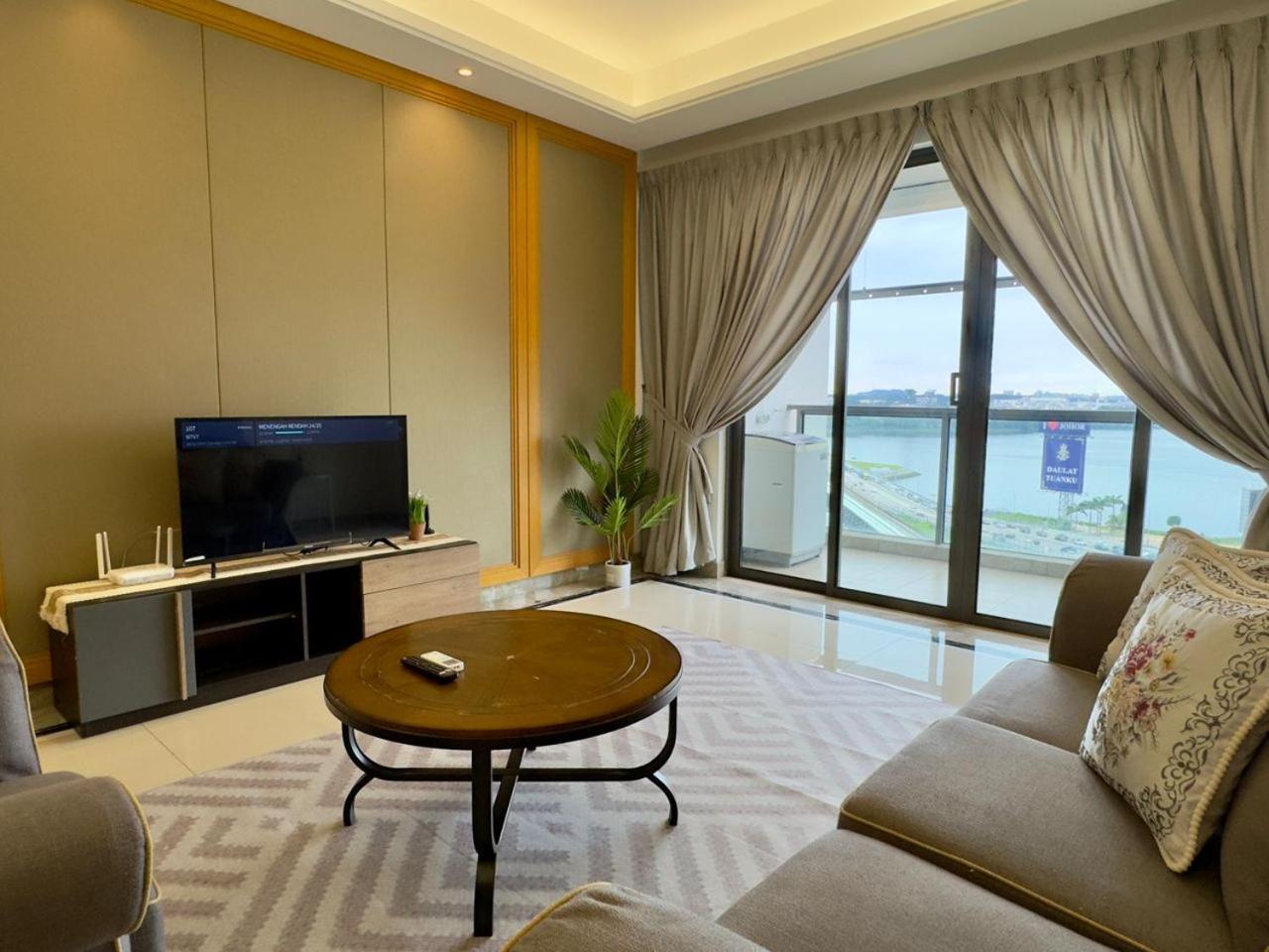 Jb City Ciq-R&F Shopping Mall Apartment Джохор-Бару Экстерьер фото
