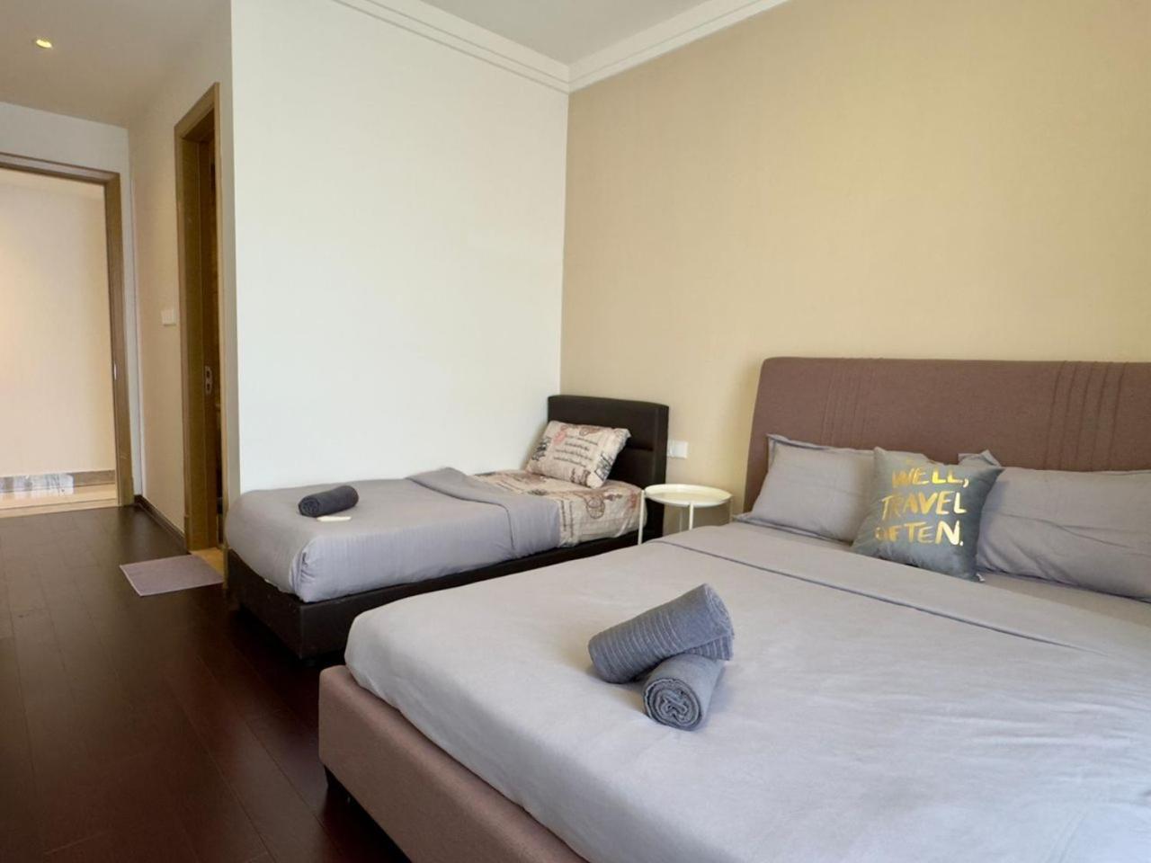 Jb City Ciq-R&F Shopping Mall Apartment Джохор-Бару Экстерьер фото
